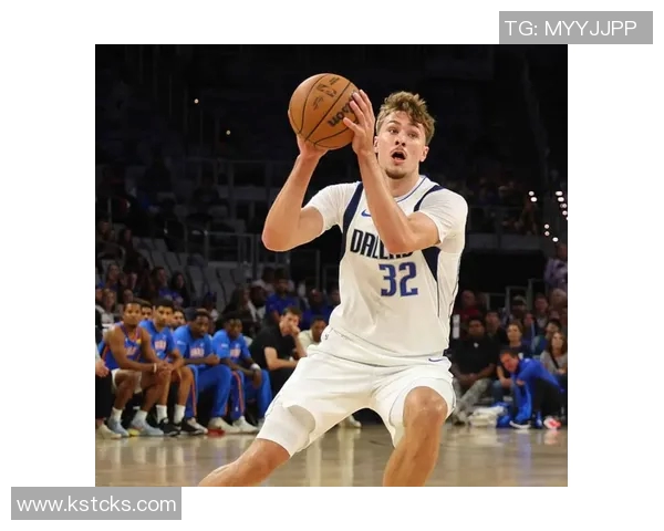 浓眉称赞弗拉格隔扣马穆精彩绝伦期待反复回味这一经典瞬间