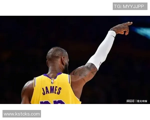 拉拉维亚回忆首次接詹姆斯传球时刻感慨从小就是他的忠实球迷